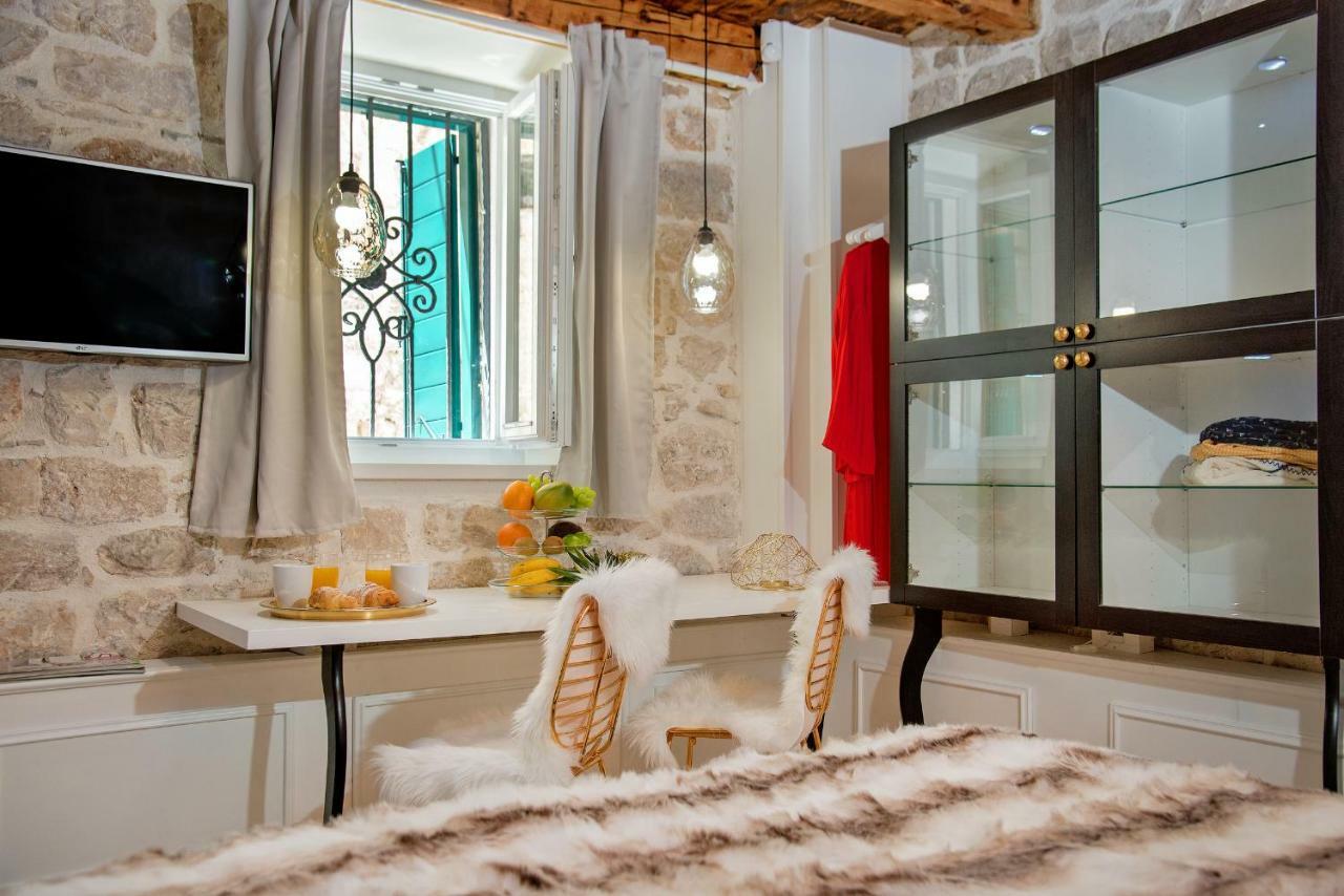 Balturio Boutique 4 Stars Properties In The Center Kaštela Kültér fotó